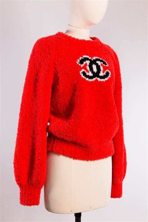 chanel sweater women.